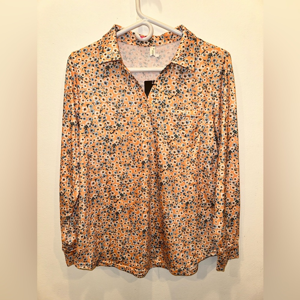 Women casual top size M